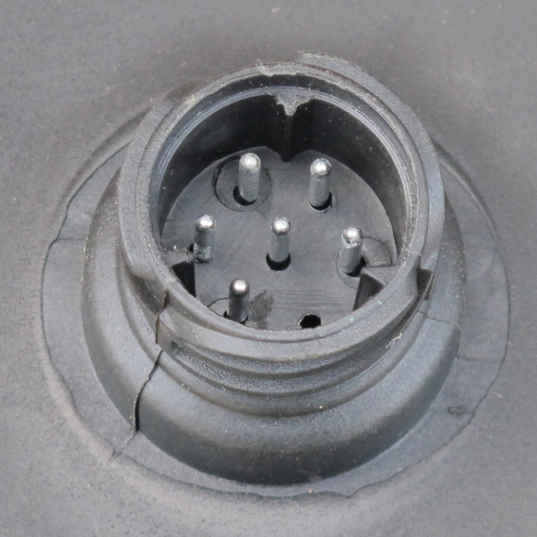 Model D12 Rear Lamp LH, Rear AMP 1.5 7 Pin Connector - Image 3