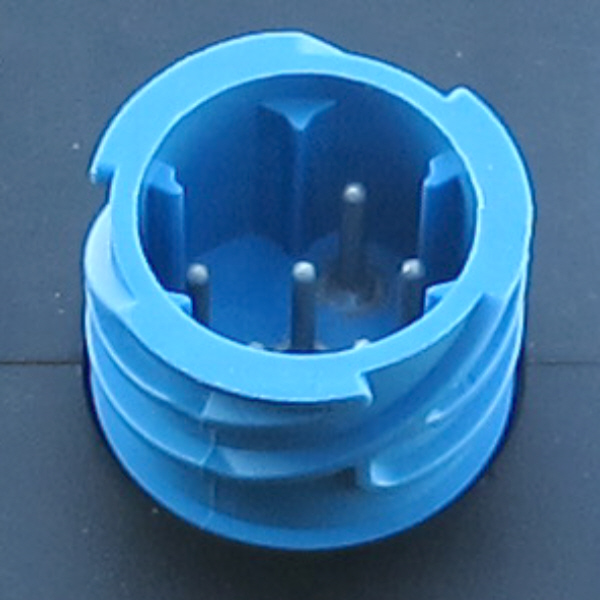 Model LC8 Rear Lamp Blue Lens LH, With Reflector, No. Plate, Side AMP 1.5 Connector - Image 3